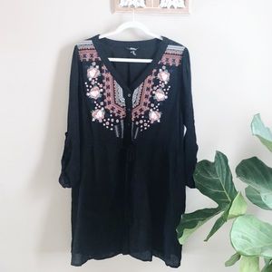 Andree By Unit Black Embroidered Shift Dress NEW
